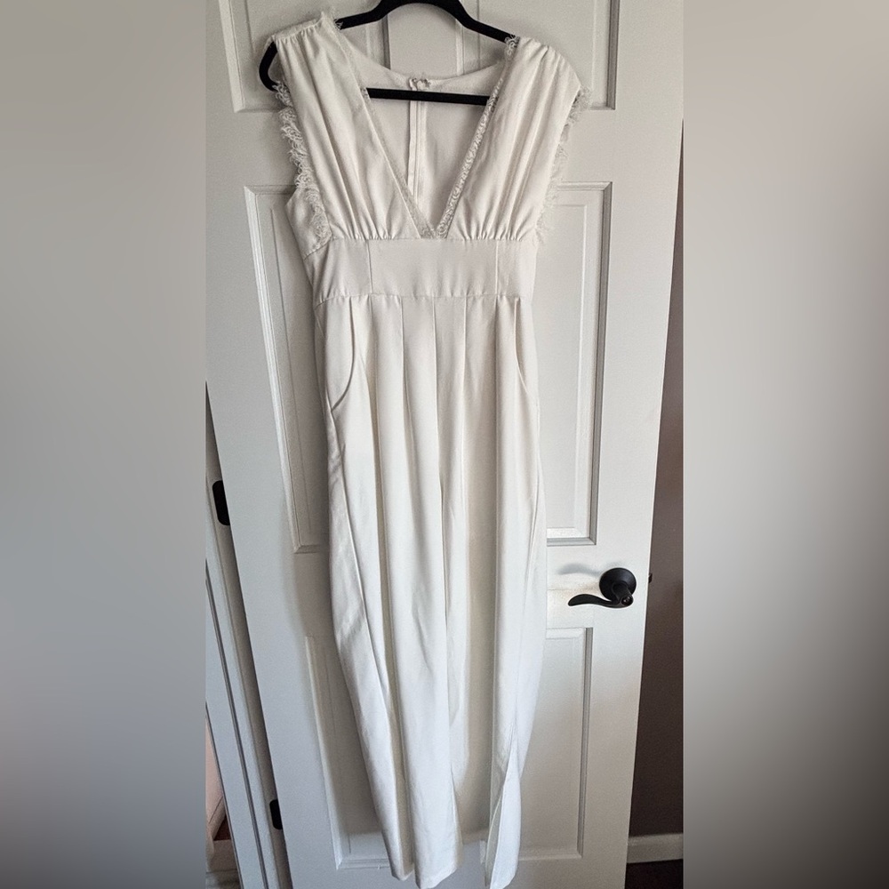 White Bridal Jumpsuit Size Medium | One Piece Pantsuit Francesca's Wedding